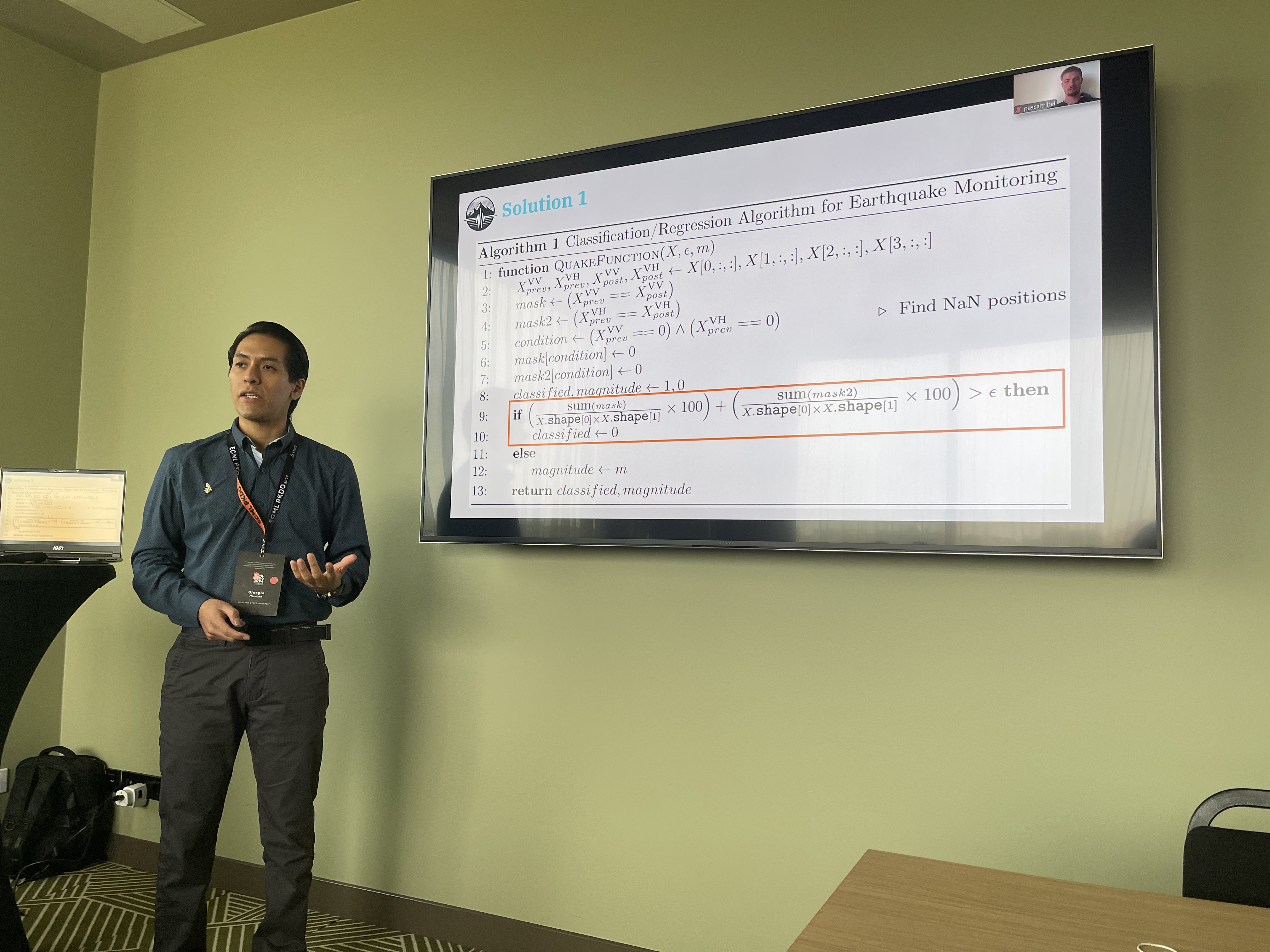 Giorgio Morales presenting at ECML
